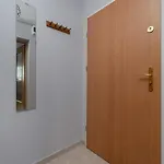 Functional Close To The Old Town By Renters Apartment *