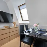 Apartment Functional Close To The Old Town By Renters *