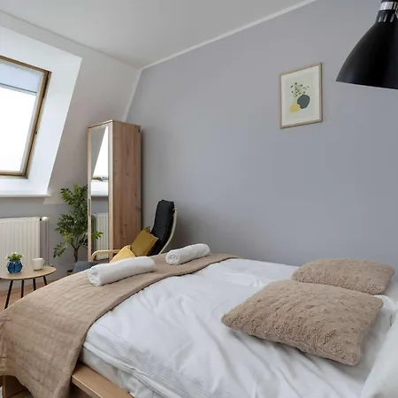 Functional Close To The Old Town By Renters * Wroclaw