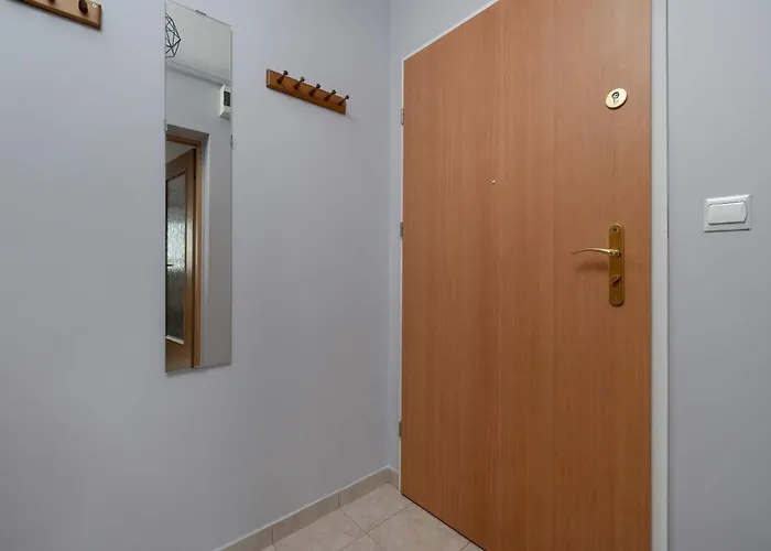 Functional Close To The Old Town By Renters Appartamento *